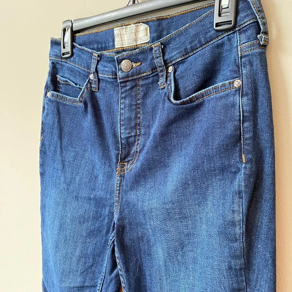 Free People Womens Size 29 Mid-Rise Distressed Dark Wash Skinny Denim Blue Jeans - Picture 10 of 16